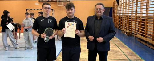 Wicemistrzostwo w tenisie stołowym